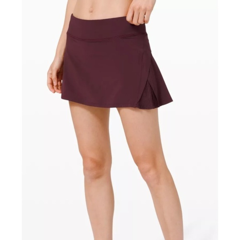 Lululemon Play Off the Pleats Skirt Womens 8 Burgundy Athletic - Picture 2 of 5